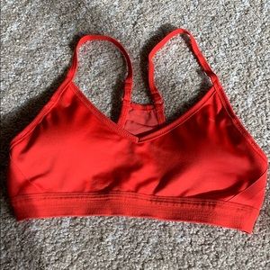 Nike sports bra - small - red